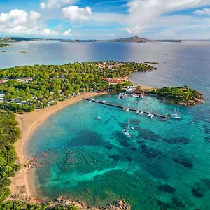 4* Hotel Centro Vacanze Isuledda